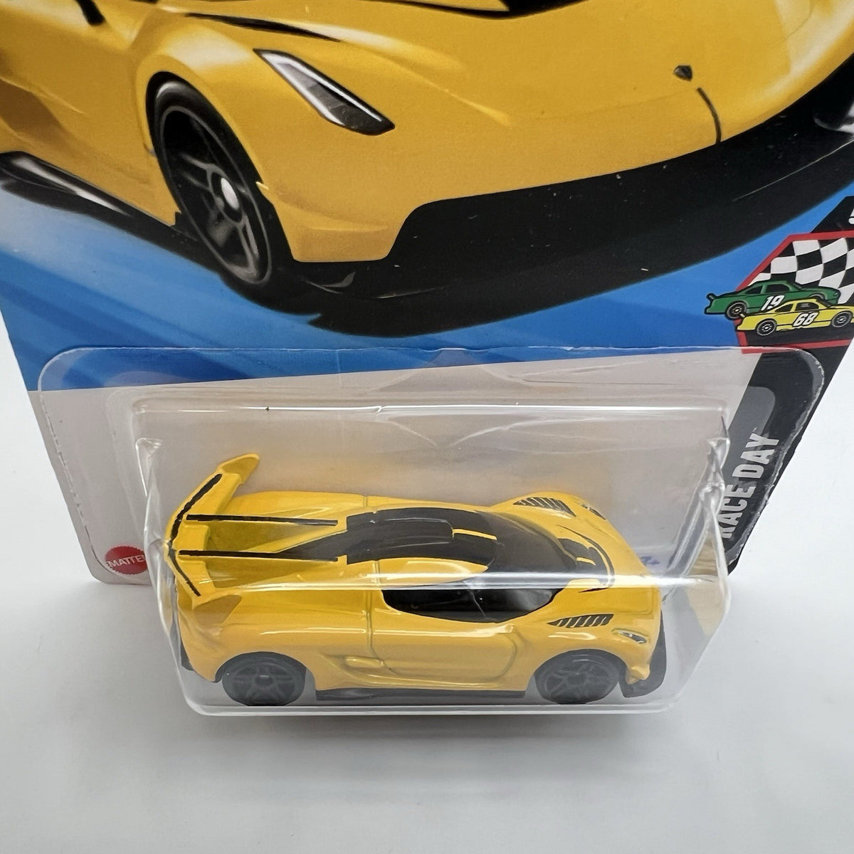 Hot Wheels Koenigsegg Jesko Yellow HW Race Day #125 NEW 2025