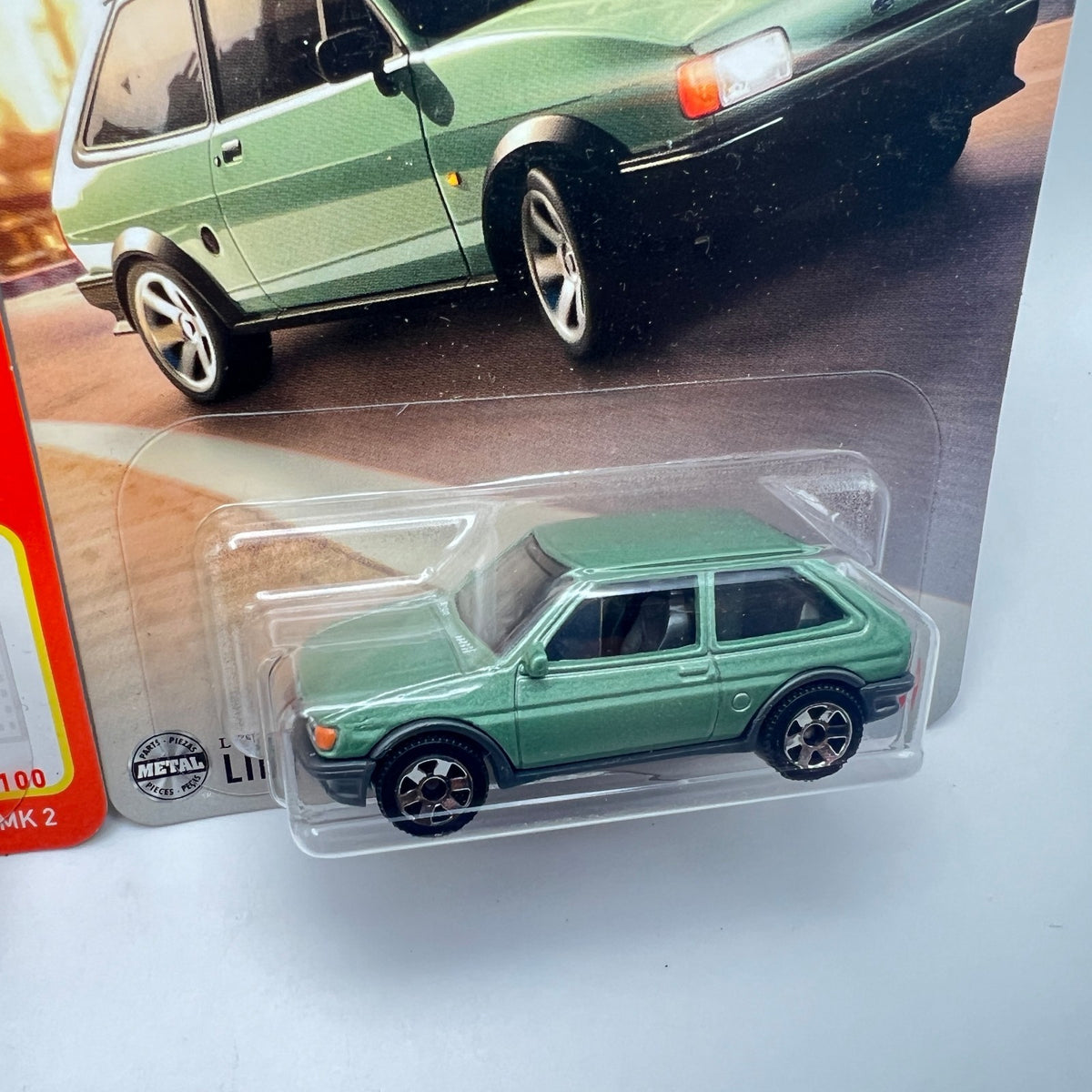 Matchbox 1983 Ford Fiesta Mk 2 Lot of 2 Red 94/100 + Green 84/125 1:64