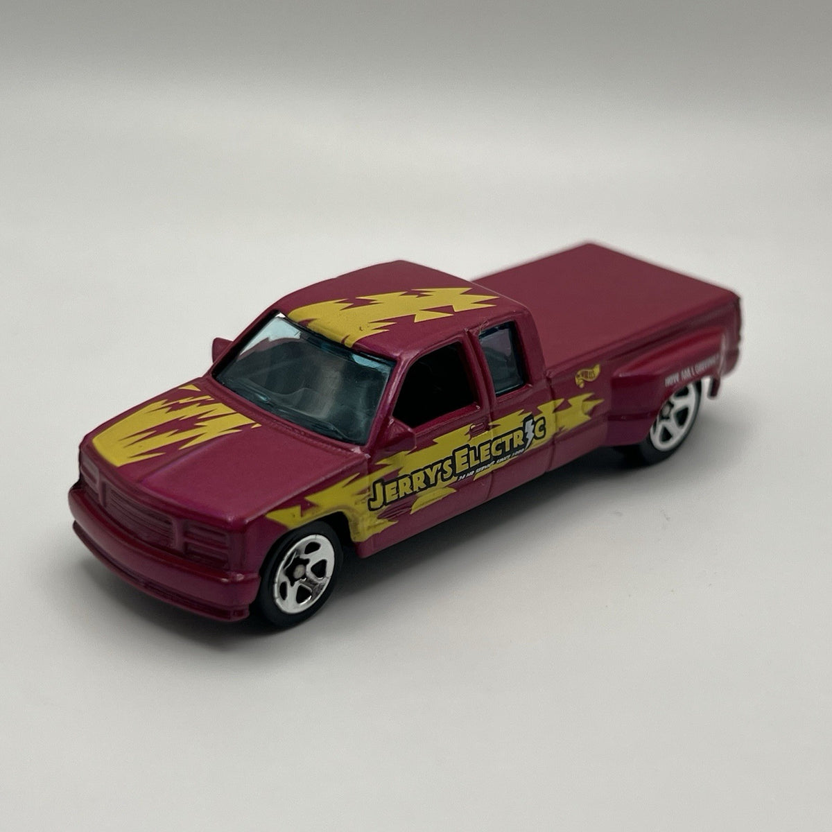 1988-2002 Chevy C3500 Collectible 1/64 Scale Diecast Diorama Model