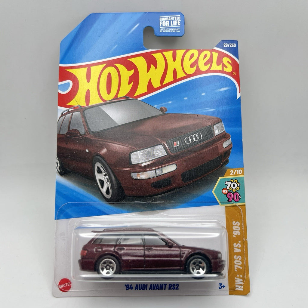 BRAND NEW HOTWHEELS ‘70s VS. ‘90s ‘94 AUDI AVANT RS2 2/10