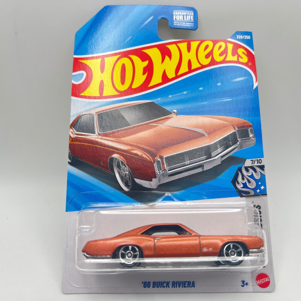 Hot Wheels '66 Buick Riviera Copper 228/250 Cool Classics 7/10