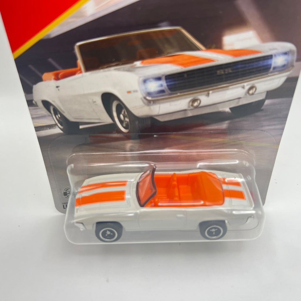 Matchbox 1969 Camaro SS 396 White Orange 56/125 2026 Mainline