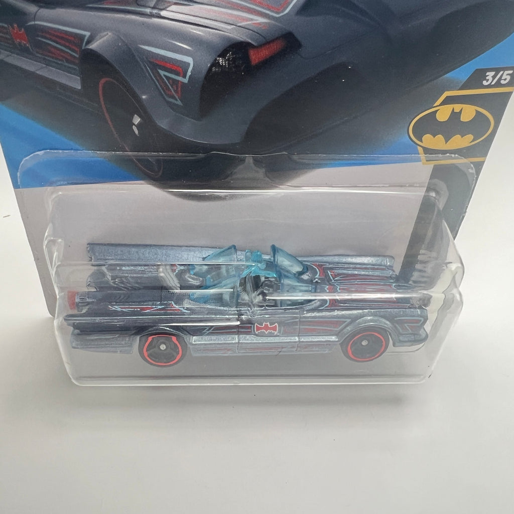 Hot Wheels TV Series Batmobile Gray 103/250 Batman 3/5