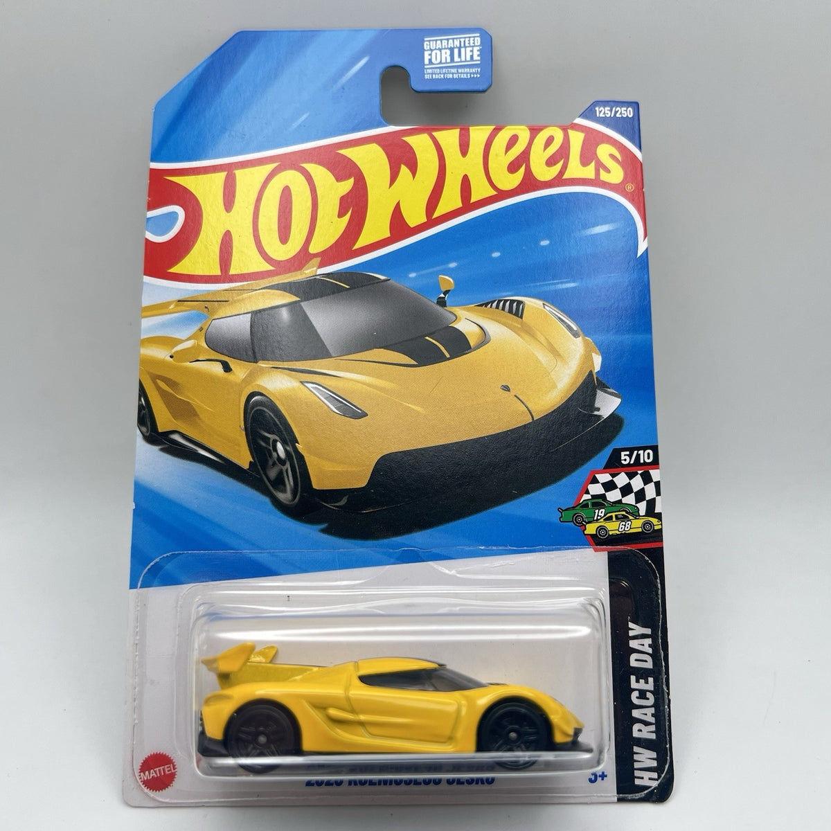 Hot Wheels Koenigsegg Jesko Yellow HW Race Day #125 NEW 2025