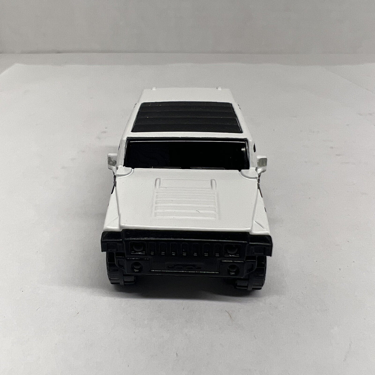 Matchbox 2002 Hummer H2 SUV Concept 935 Patrol Scale 1:72