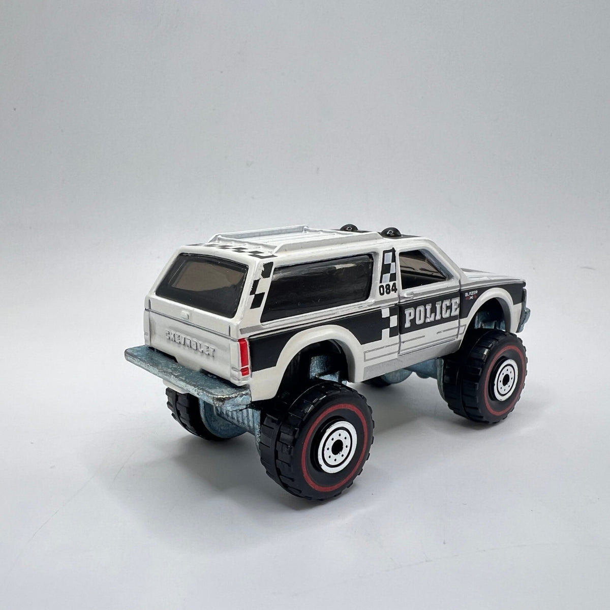 Hot Wheels Blazer 4x4 White Police 084 LOOSE 1/64